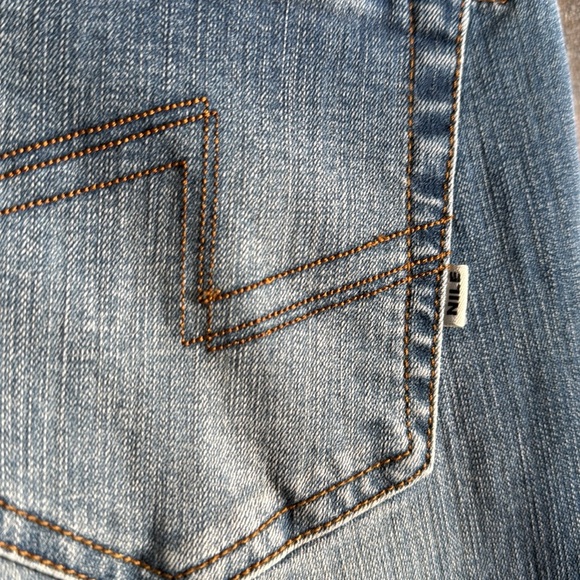 Nile | Jeans - Picture 8 of 8